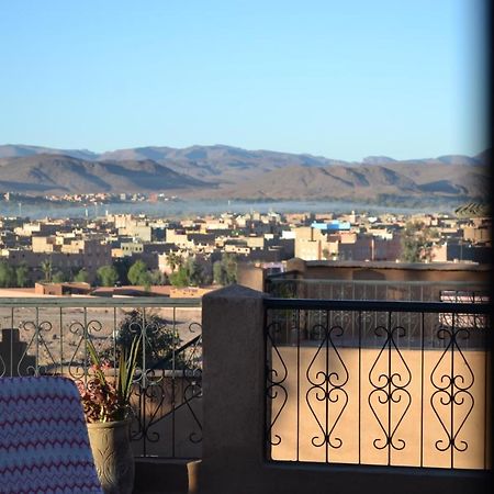 Riad Dar Bergui Hotel Ouarzazate Exterior photo